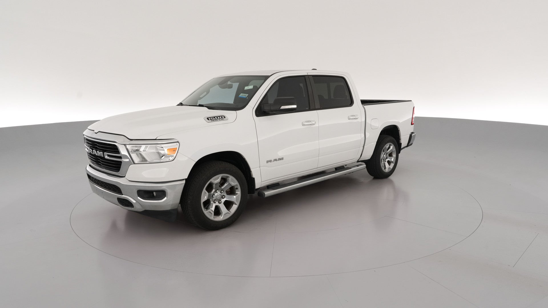 2019 Ram 1500 Crew Cab vehicle photo