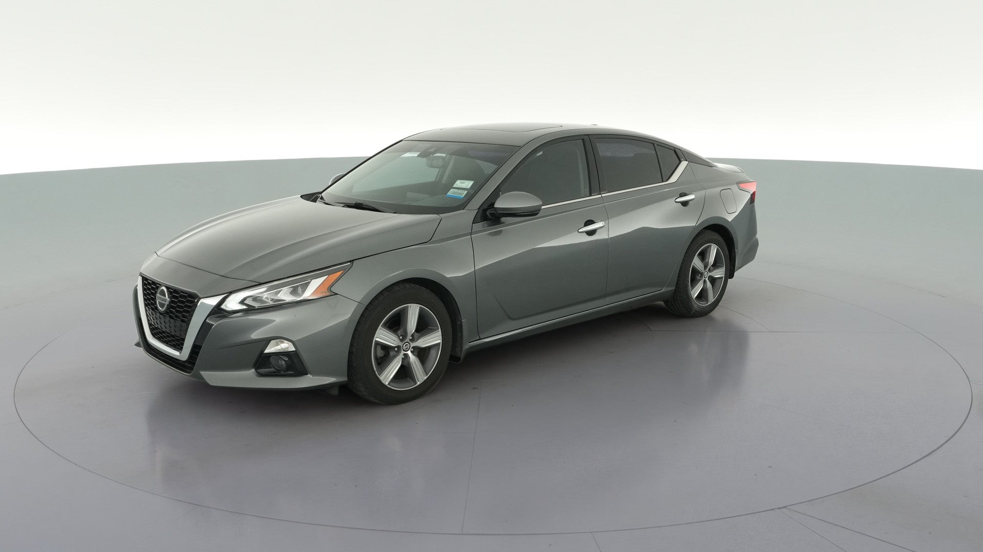 2019 Nissan Altima vehicle photo