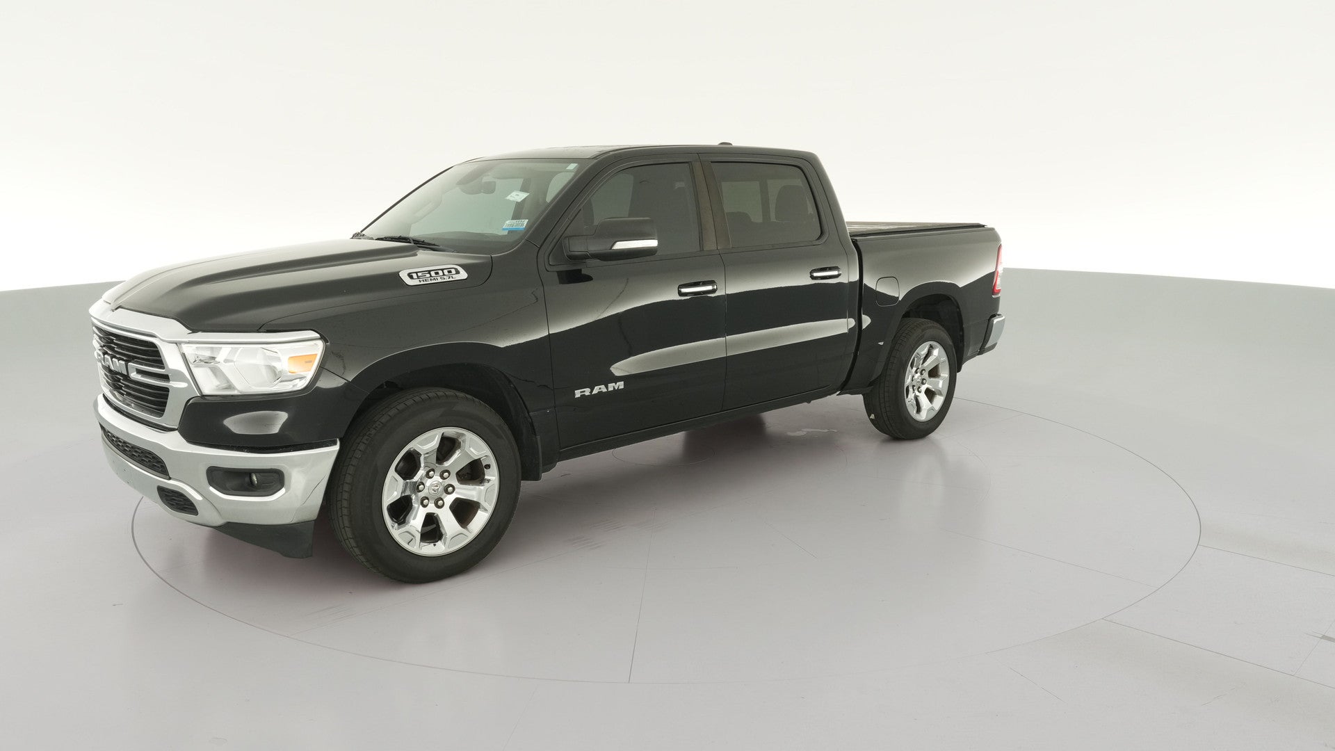 2020 Ram 1500 Crew Cab vehicle photo