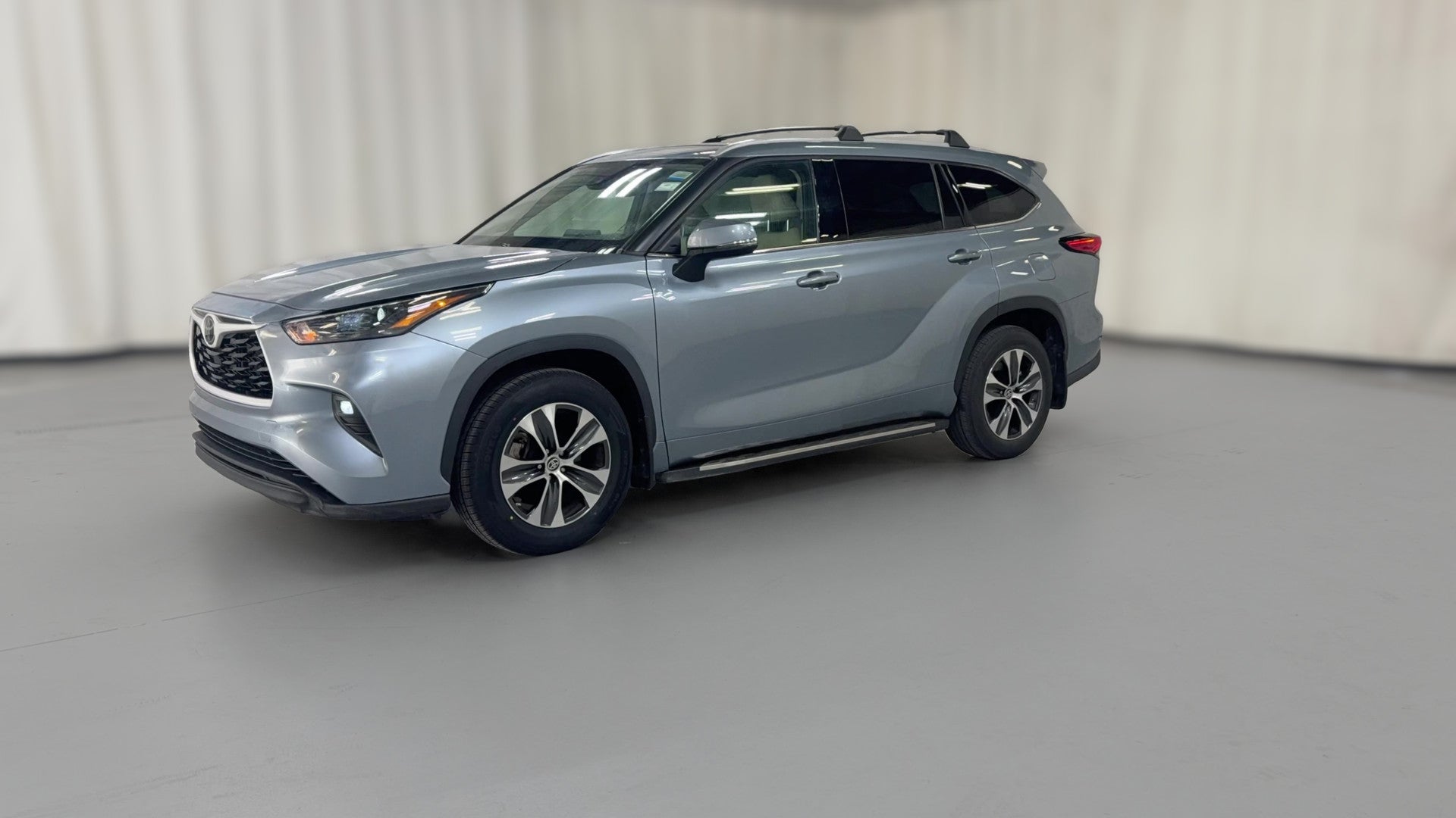 2022 Toyota Highlander vehicle photo