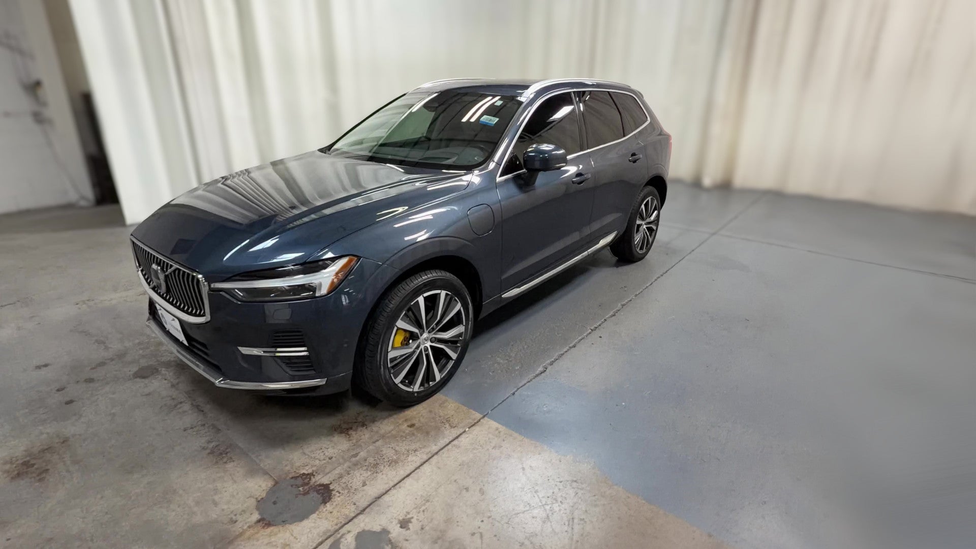 2022 Volvo XC60 vehicle photo