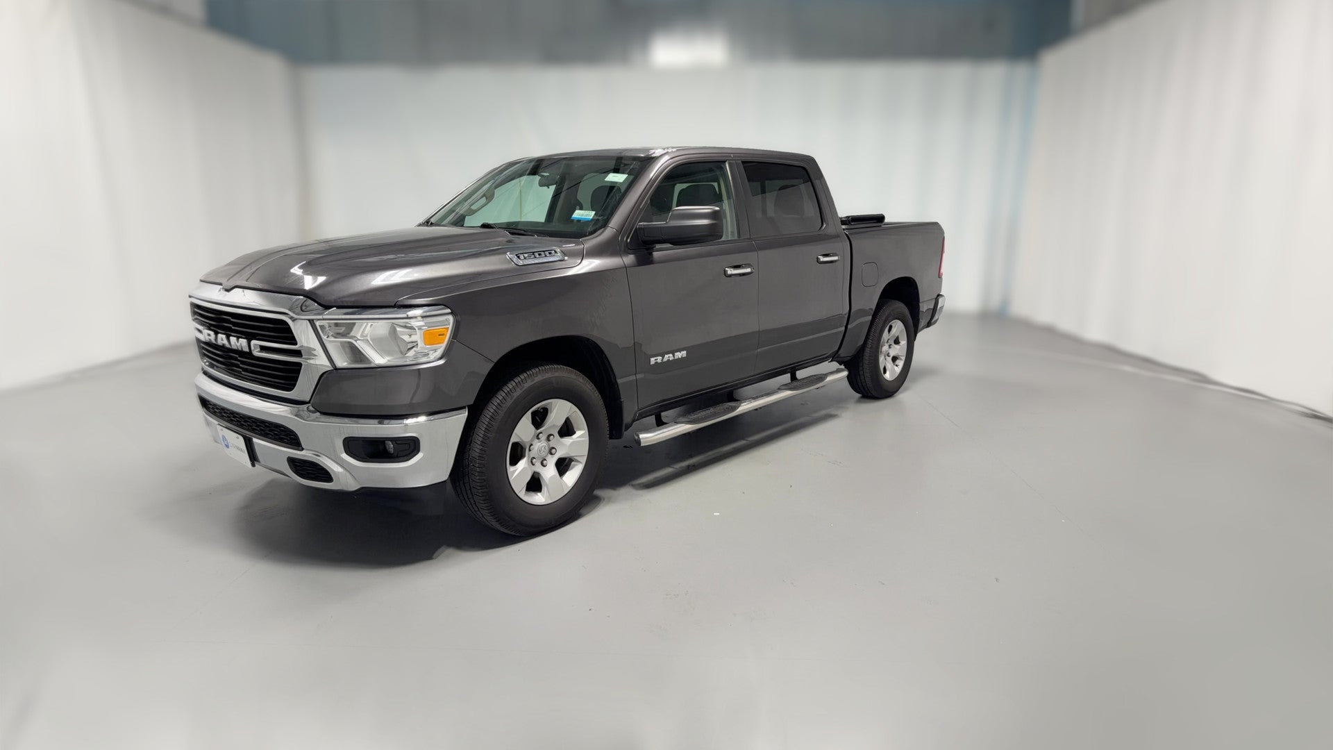 2019 Ram 1500 Crew Cab vehicle photo