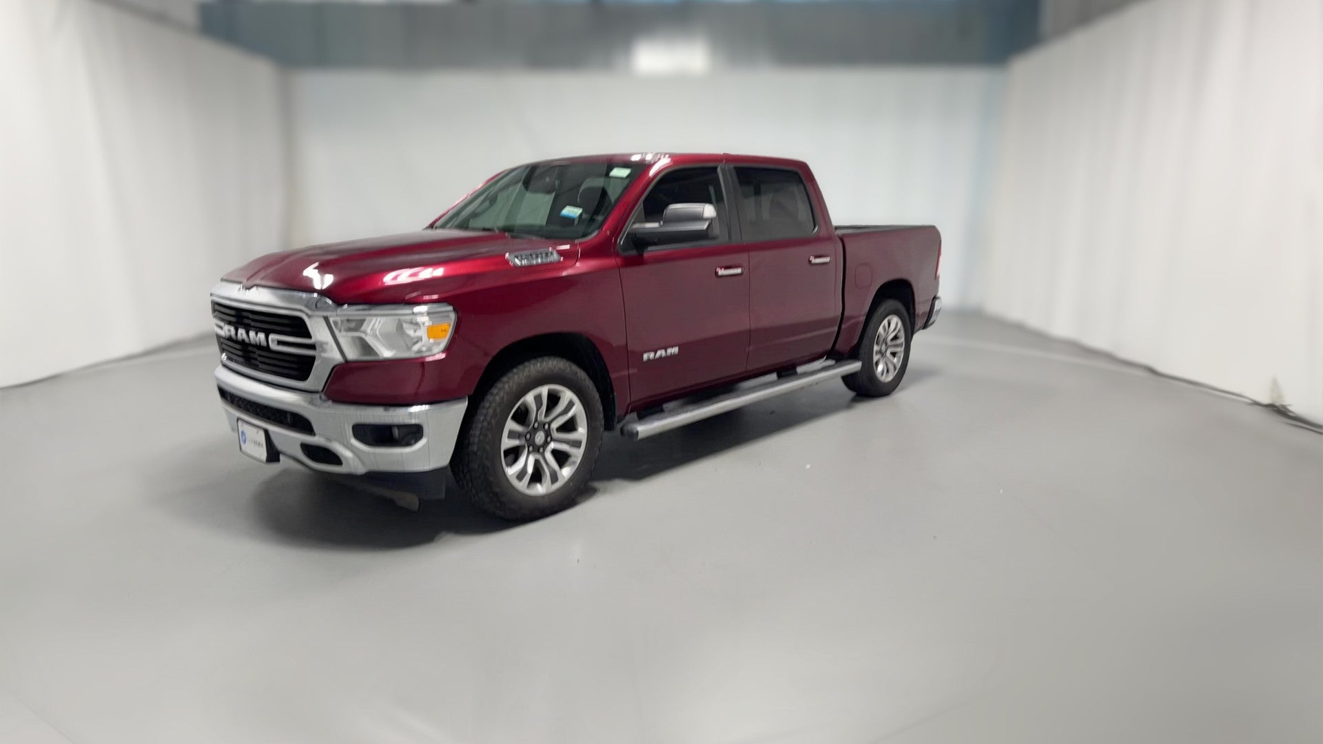 2019 Ram 1500 Crew Cab vehicle photo