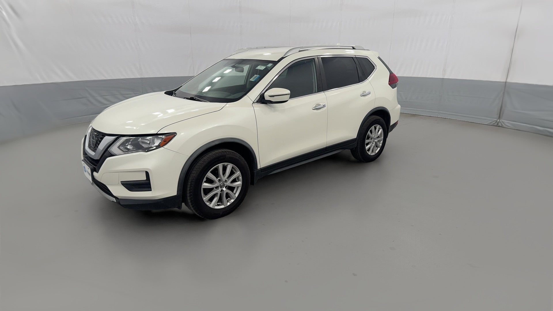 2018 Nissan Rogue vehicle photo