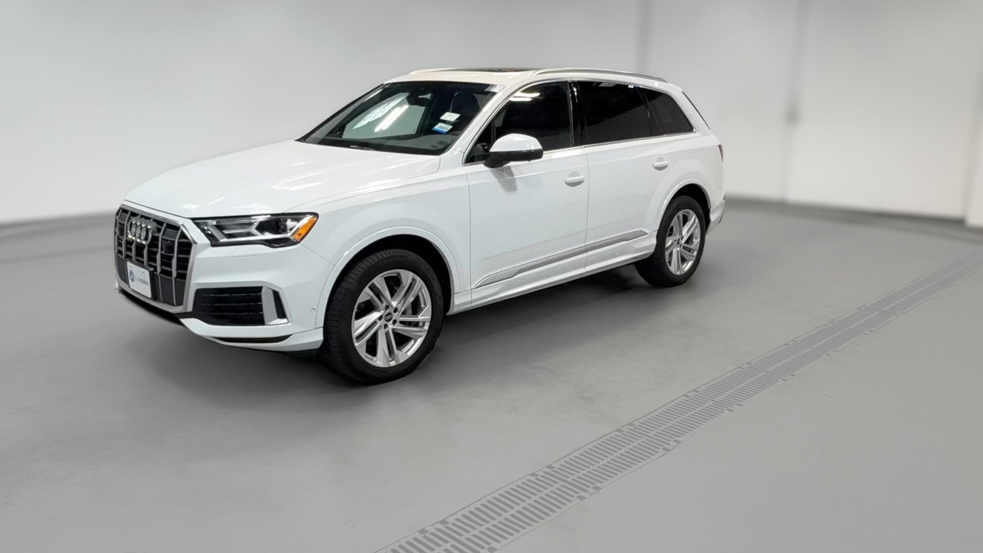2023 Audi Q7 vehicle photo