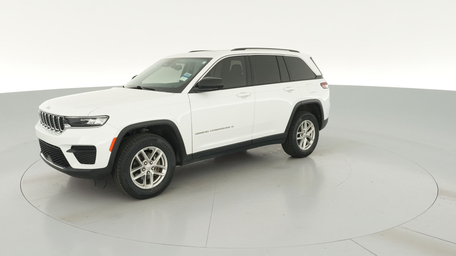 2023 Jeep Grand Cherokee vehicle photo