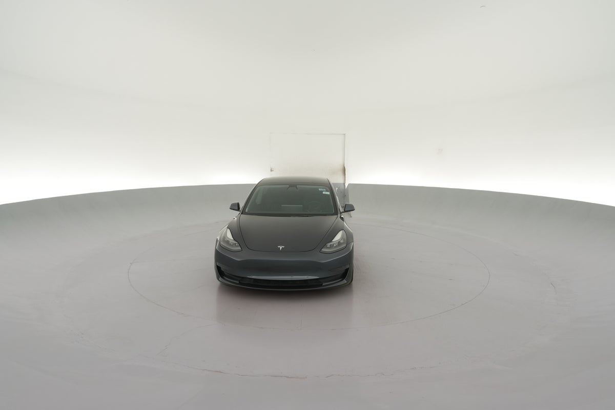 2022 Tesla Model 3 Rear-Wheel Drive in Midnight Silver Metallic — 360° view 1
