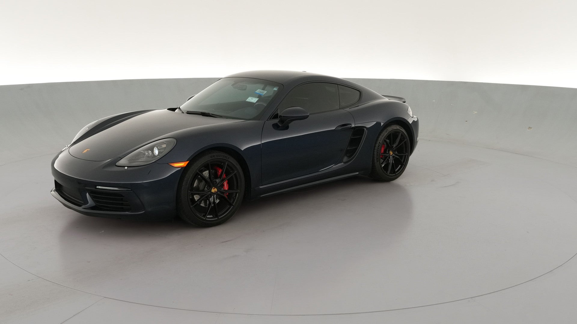 2019 Porsche 718 Cayman vehicle photo
