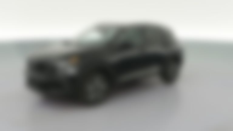 2026 Nissan Kicks vehicle photo
