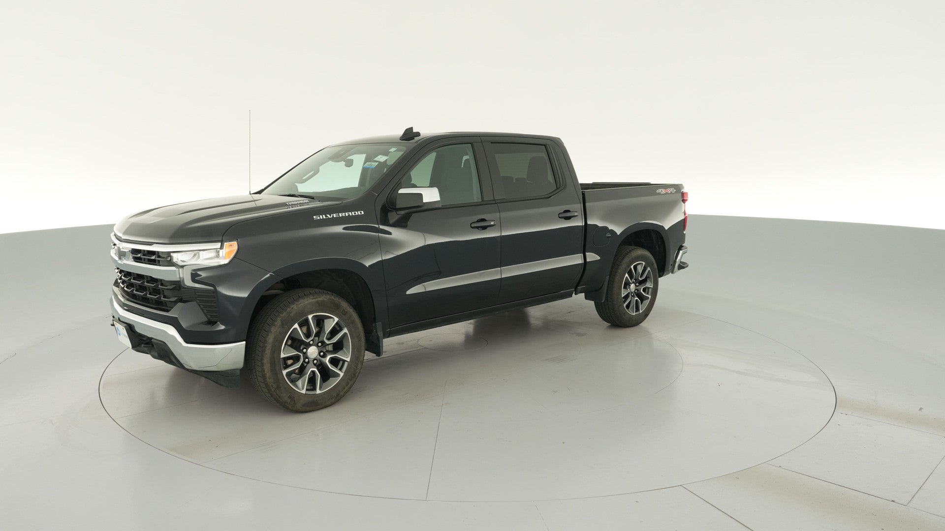 2024 Chevrolet Silverado 1500 Crew Cab vehicle photo