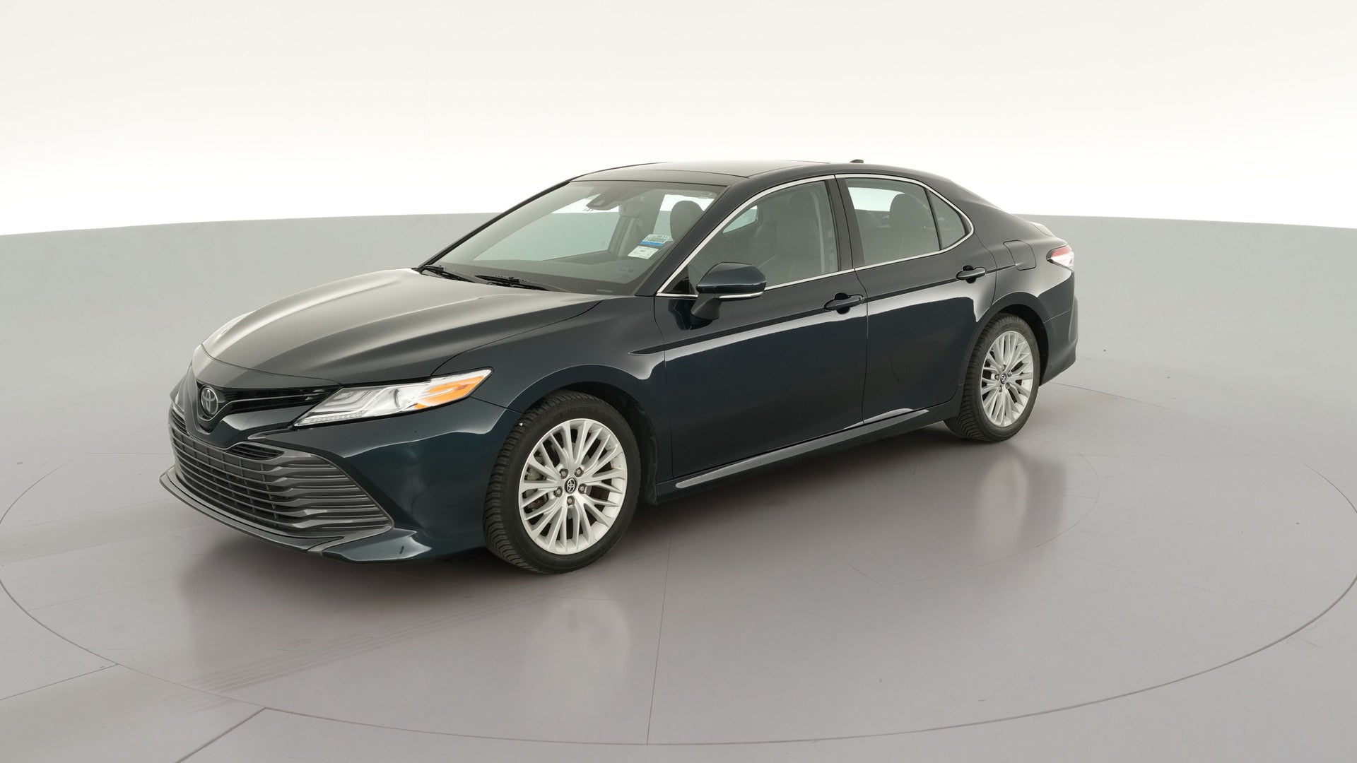 2019 Toyota Camry vehicle photo