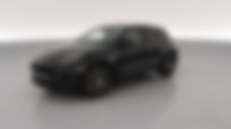 2024 Porsche Macan vehicle photo
