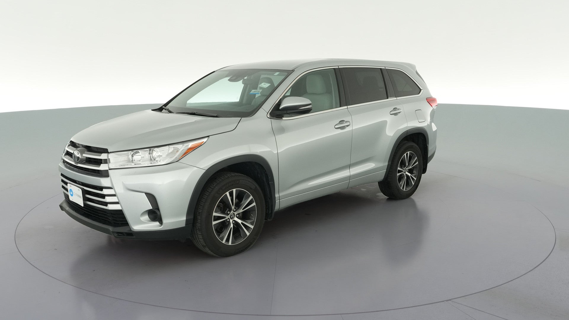 2017 Toyota Highlander vehicle photo