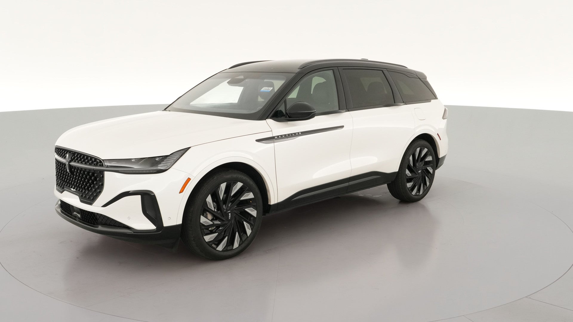 2024 Lincoln Nautilus vehicle photo