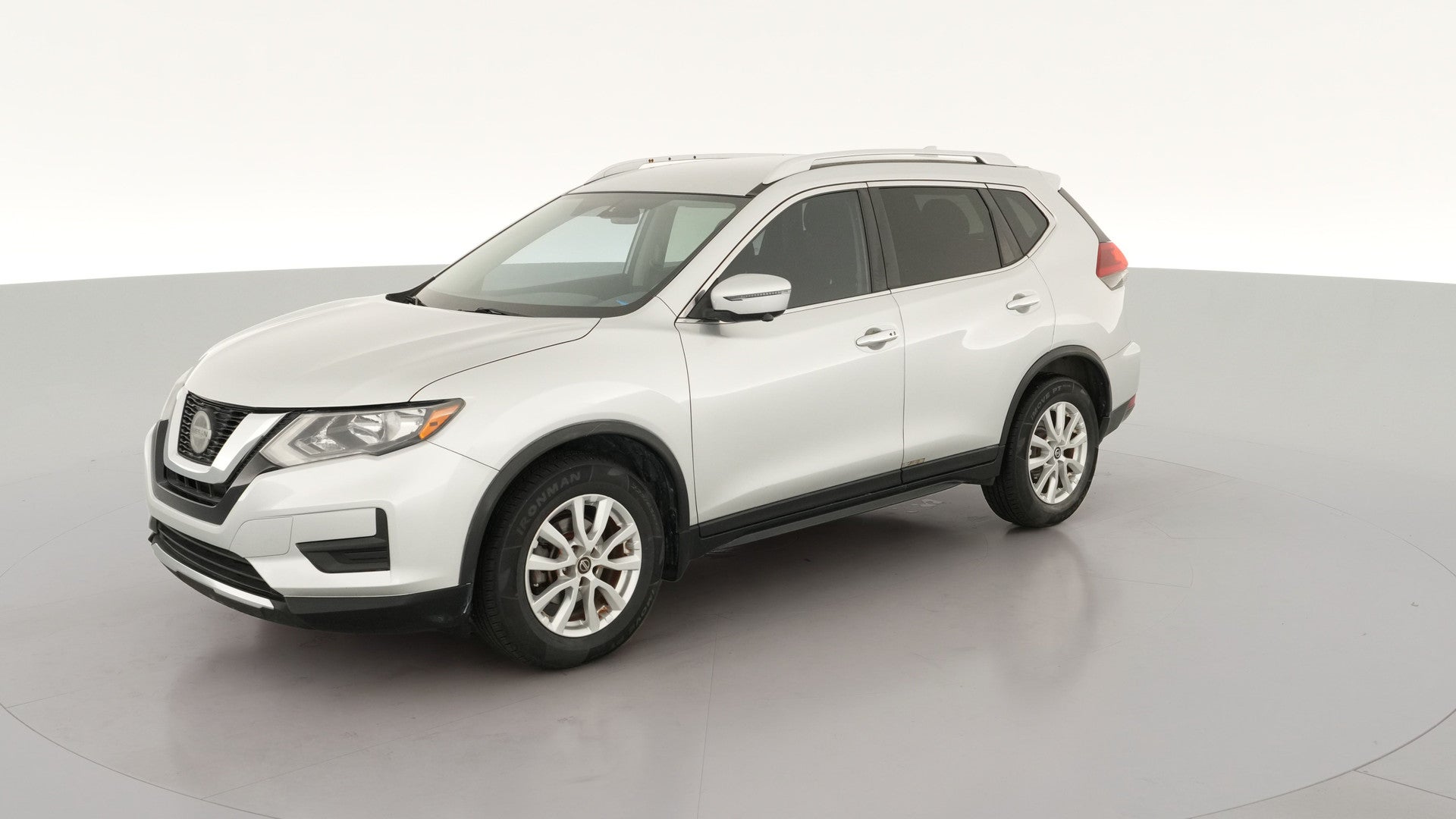 2018 Nissan Rogue vehicle photo