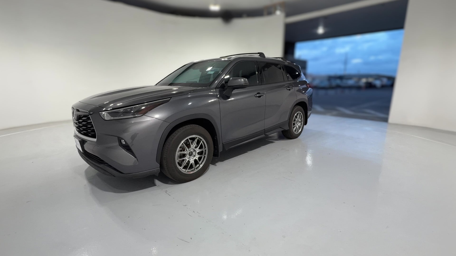 2021 Toyota Highlander vehicle photo