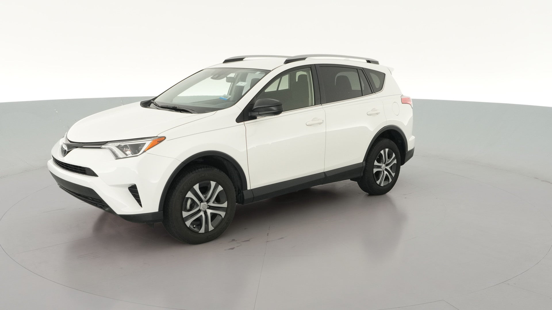 2018 Toyota RAV4 vehicle photo
