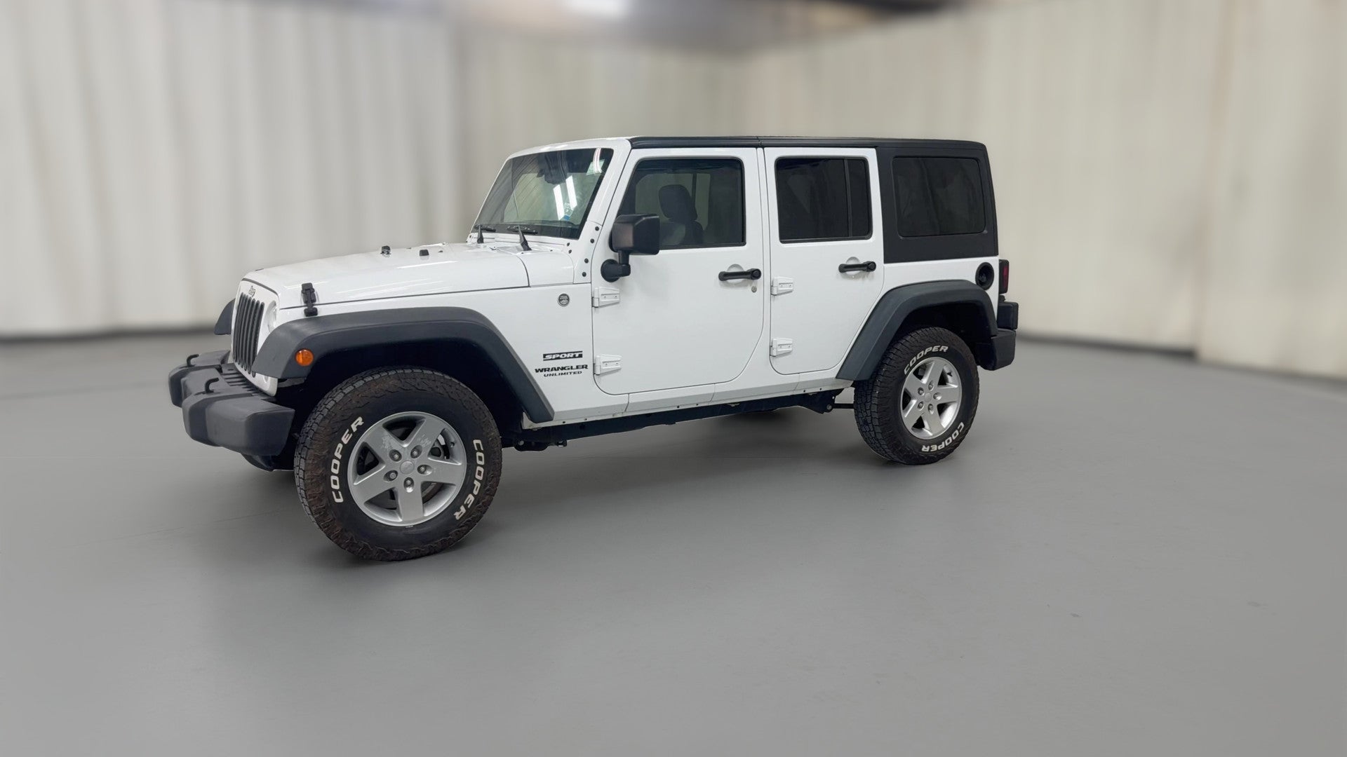 2015 Jeep Wrangler vehicle photo