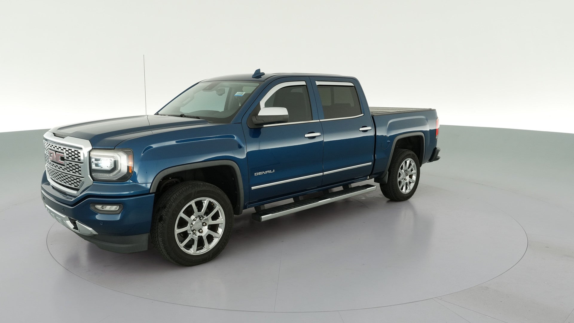 2017 GMC Sierra 1500 Crew Cab vehicle photo