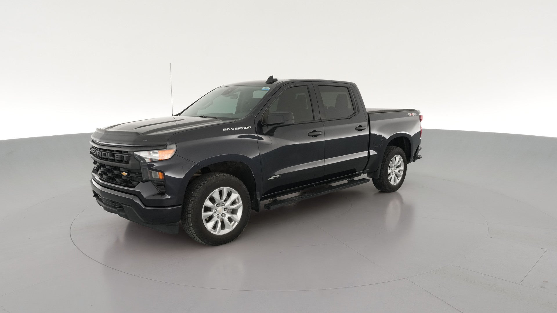 2022 Chevrolet Silverado 1500 Crew Cab vehicle photo