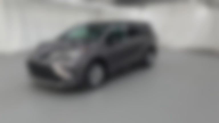 2021 Toyota Sienna vehicle photo