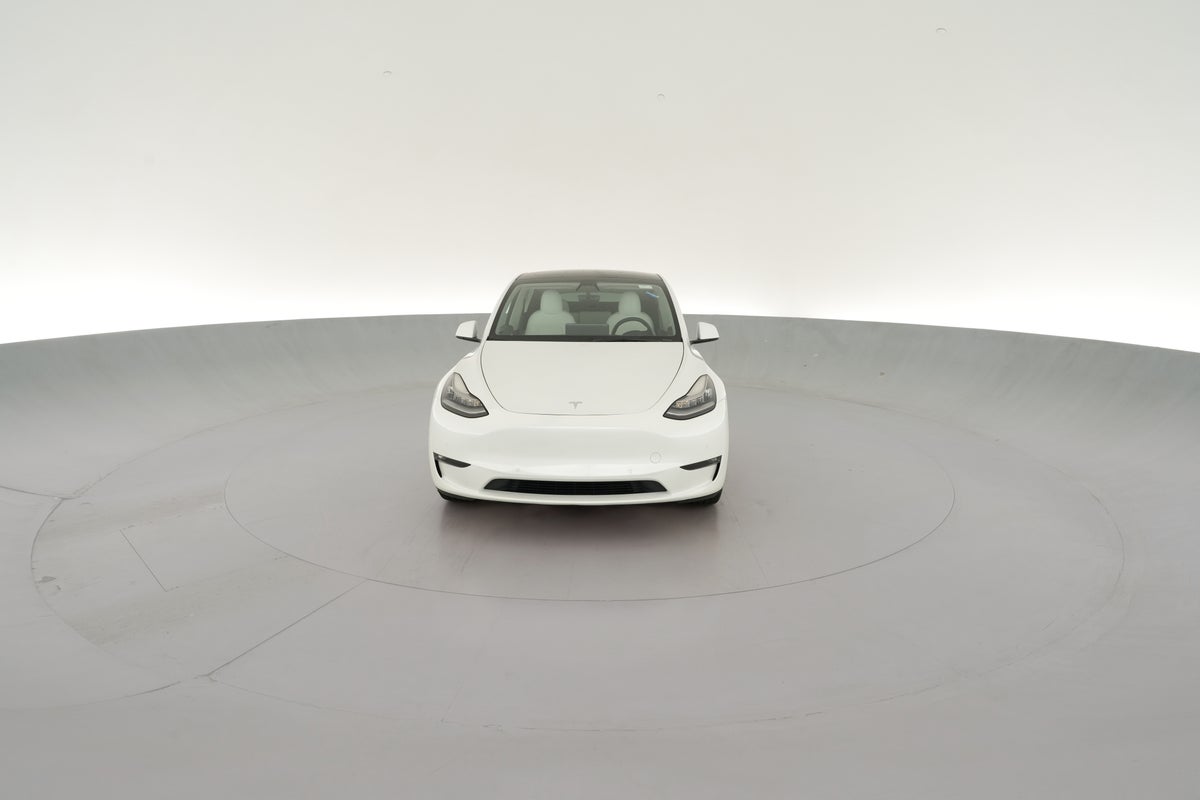 2021 Tesla Model Y Standard Range in Pearl White — 360° view 1