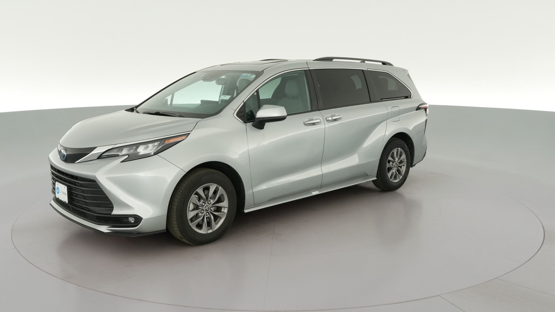 2025 Toyota Sienna vehicle photo