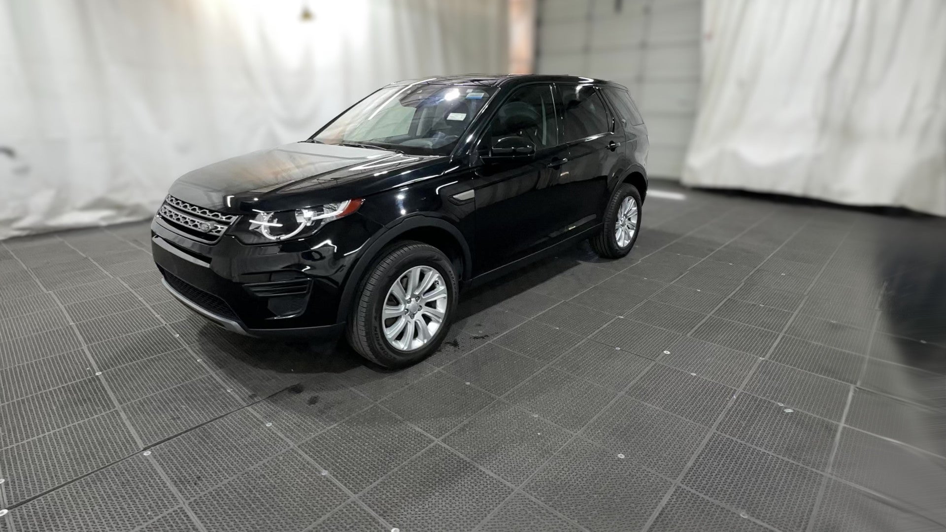 2019 Land Rover Discovery Sport | Carvana
