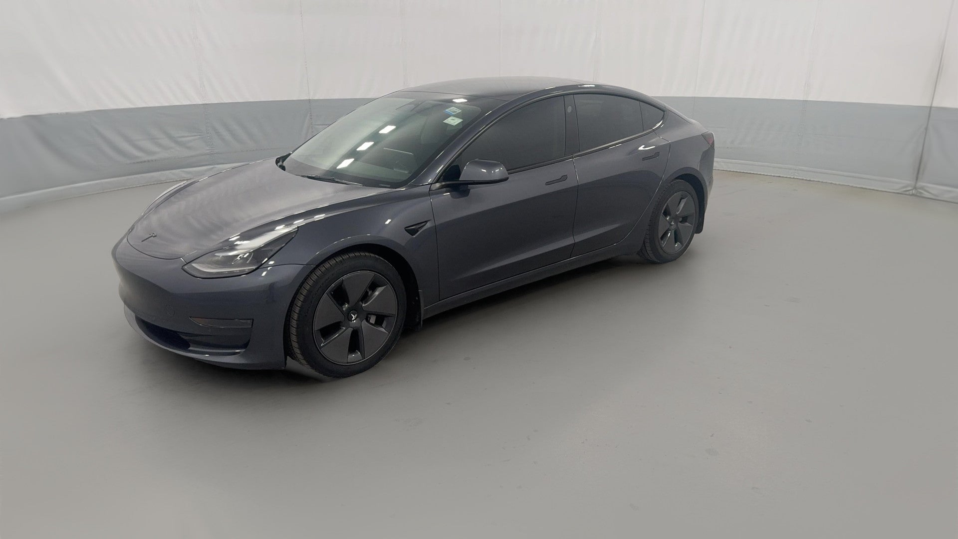 2022 Tesla Model 3 vehicle photo