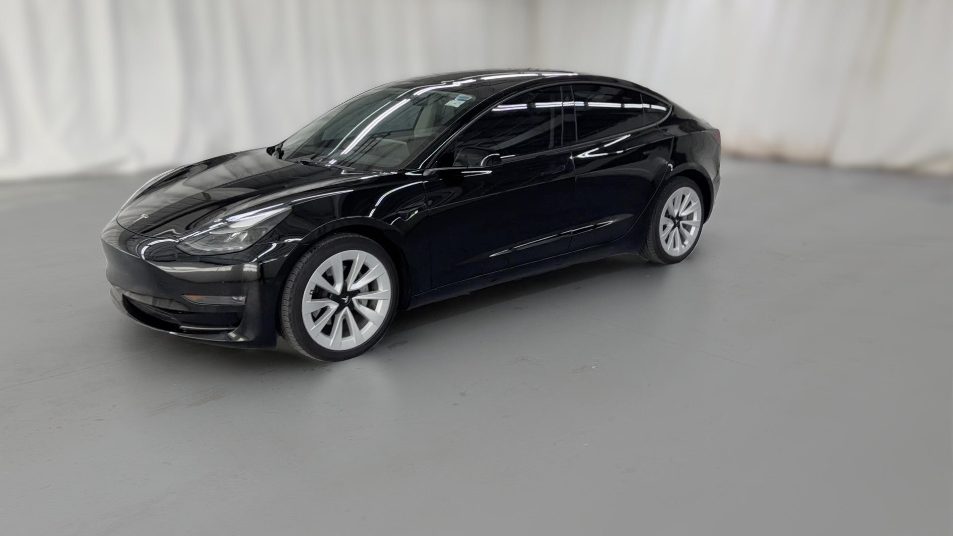 2022 Tesla Model 3 vehicle photo