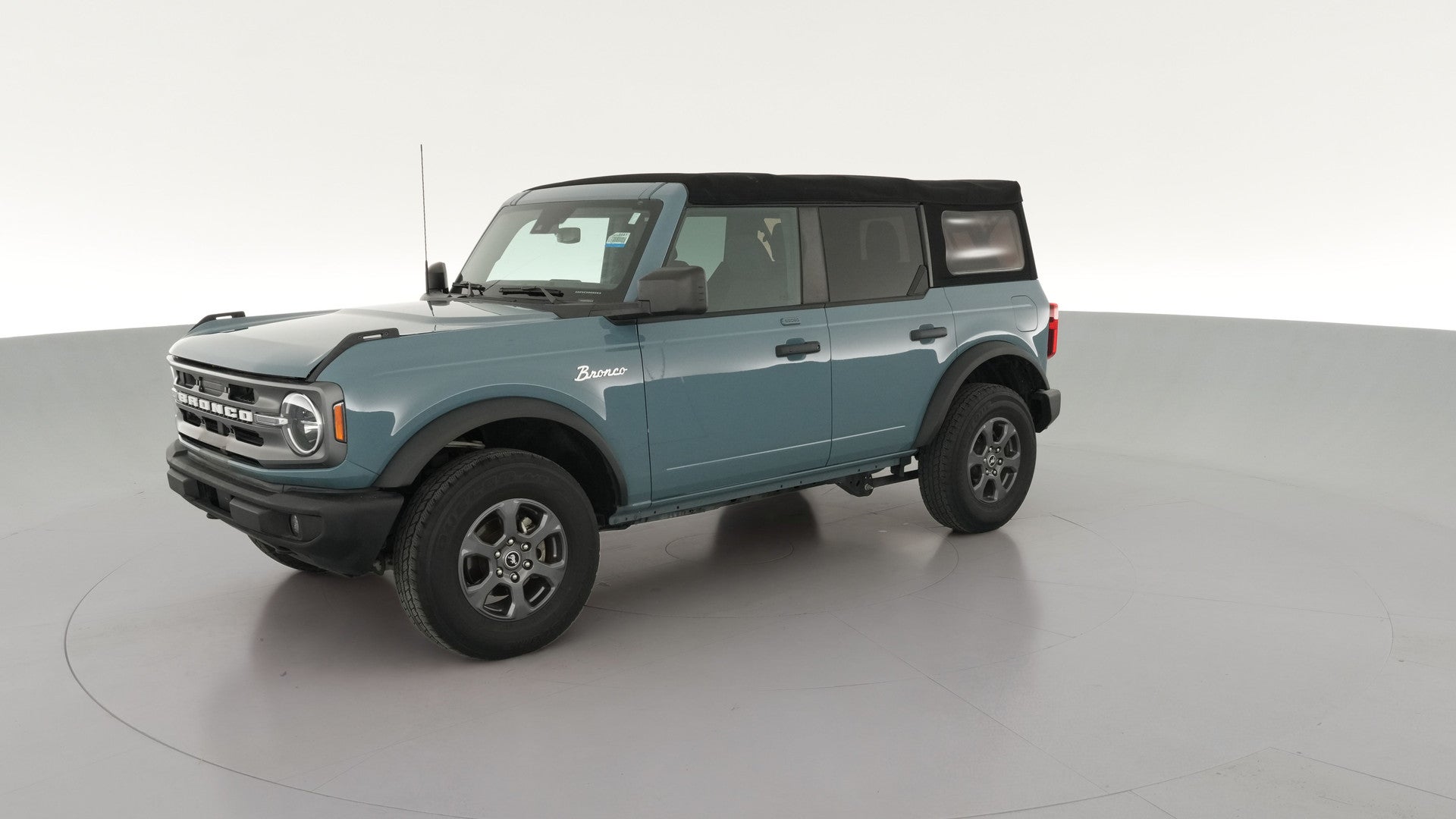 2022 Ford Bronco vehicle photo