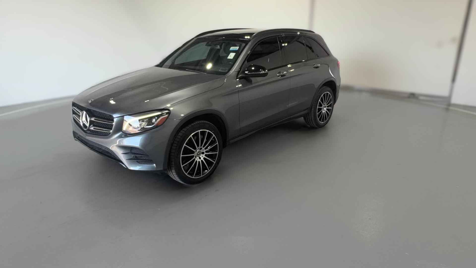 2019 Mercedes-Benz GLC vehicle photo
