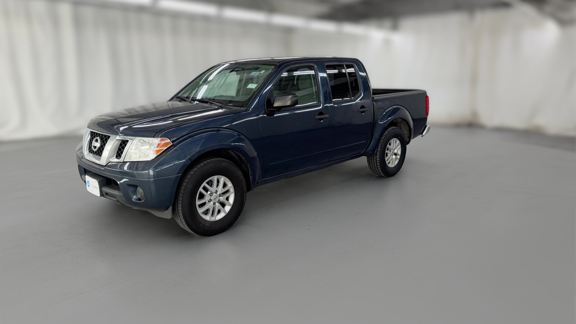 2019 Nissan Frontier Crew Cab vehicle photo
