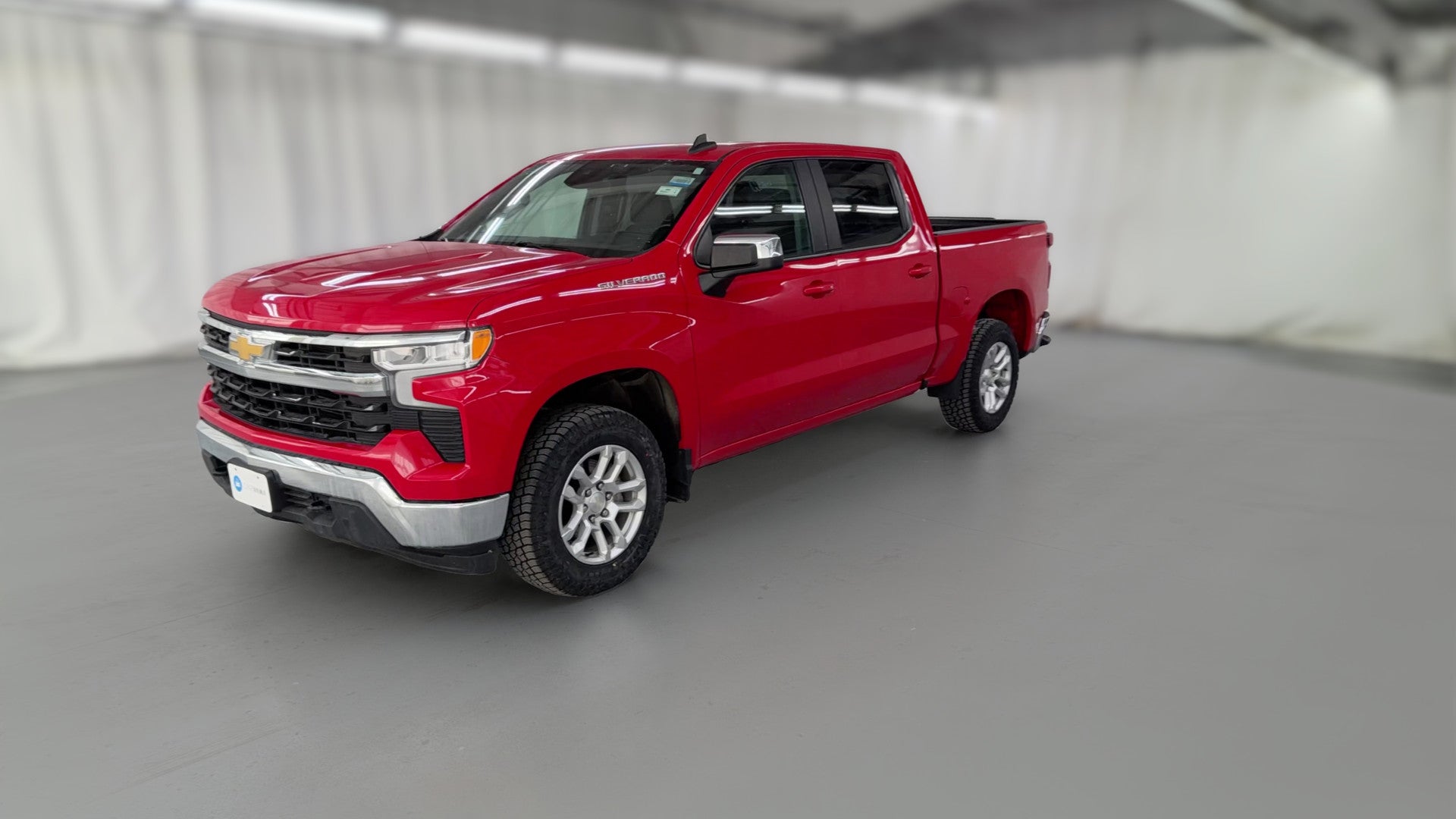 2022 Chevrolet Silverado 1500 Crew Cab vehicle photo