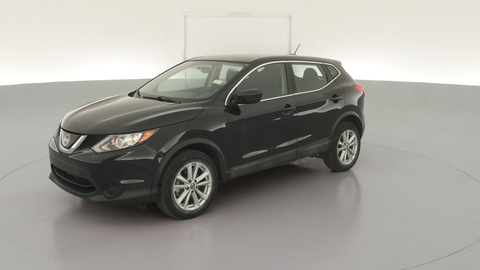 2019 Nissan Rogue Sport vehicle photo