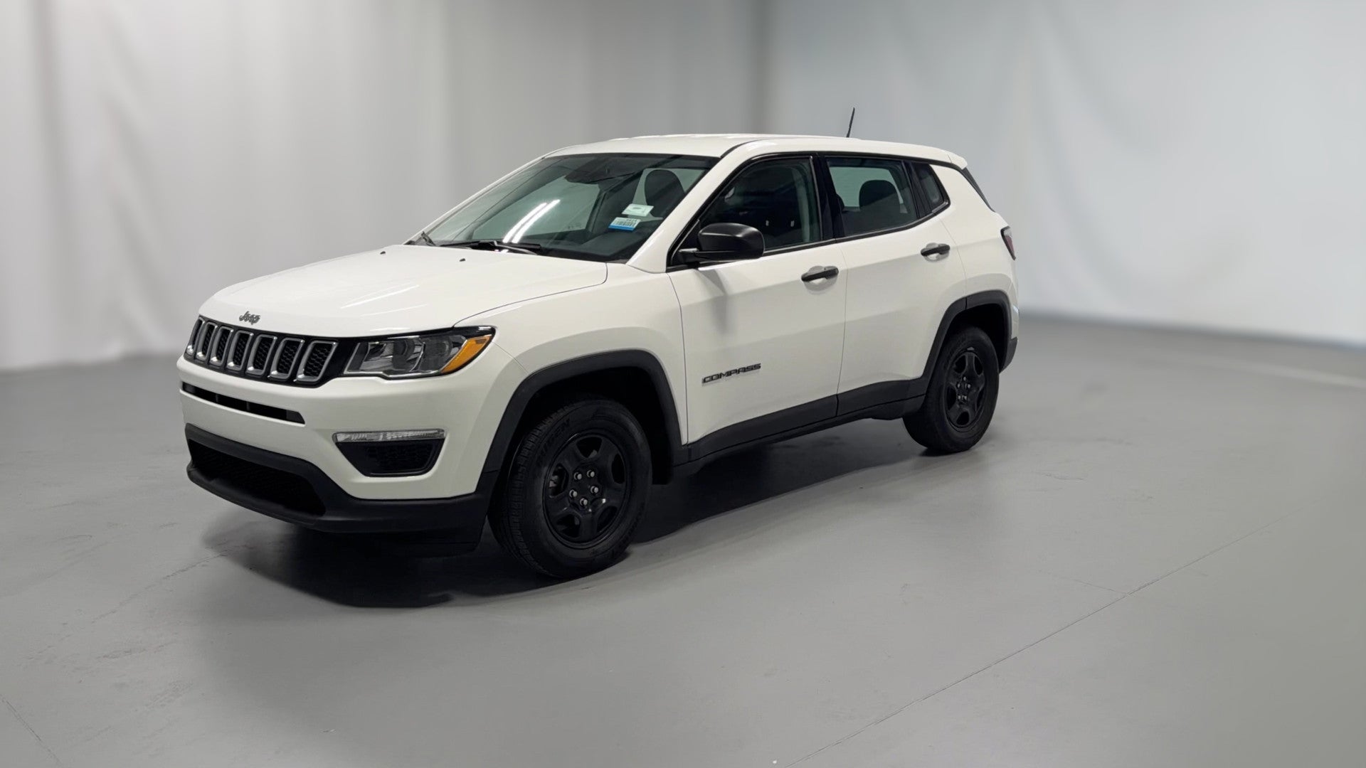 2018 Jeep Compass vehicle photo
