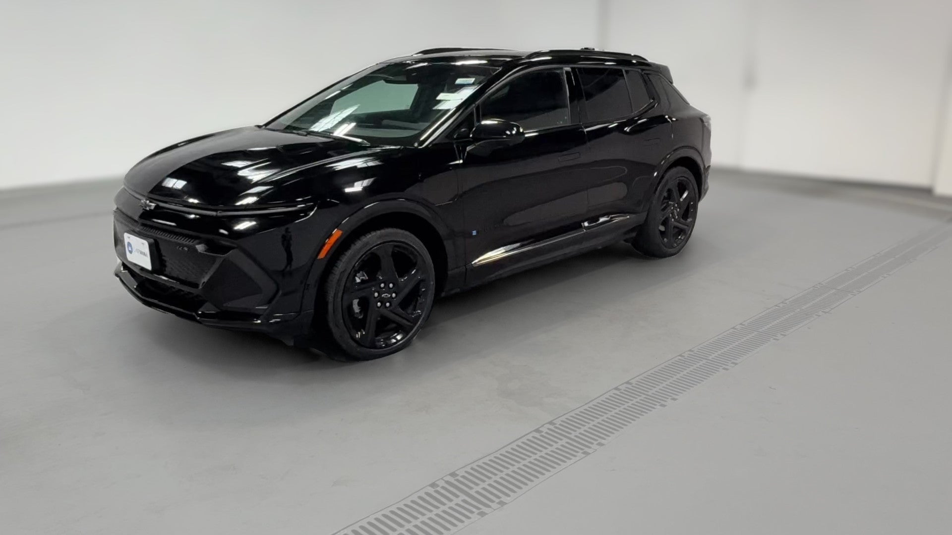 2024 Chevrolet Equinox EV vehicle photo