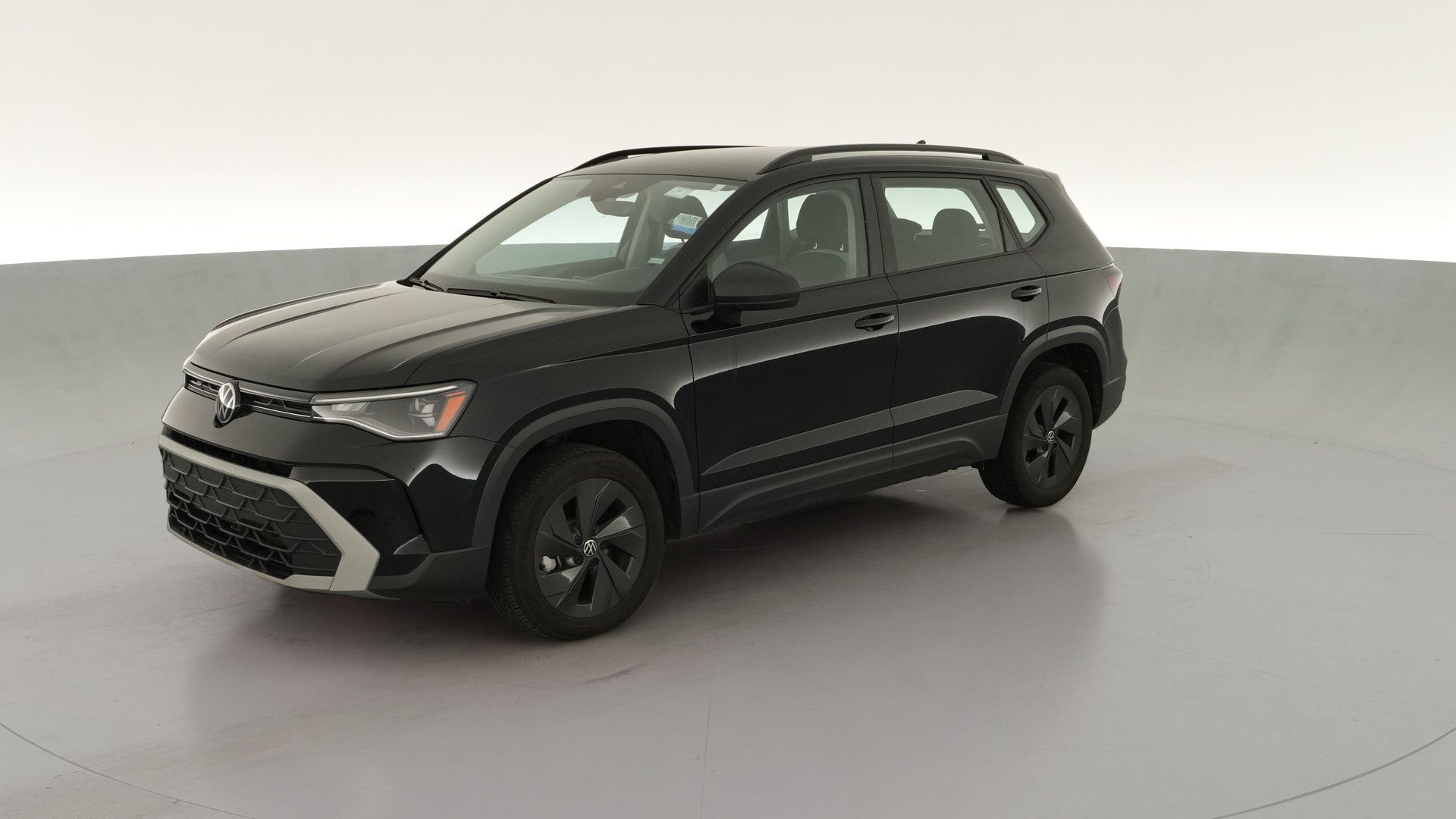 2025 Volkswagen Taos vehicle photo