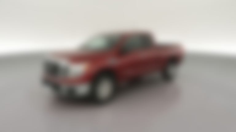 2017 Nissan Titan King Cab vehicle photo