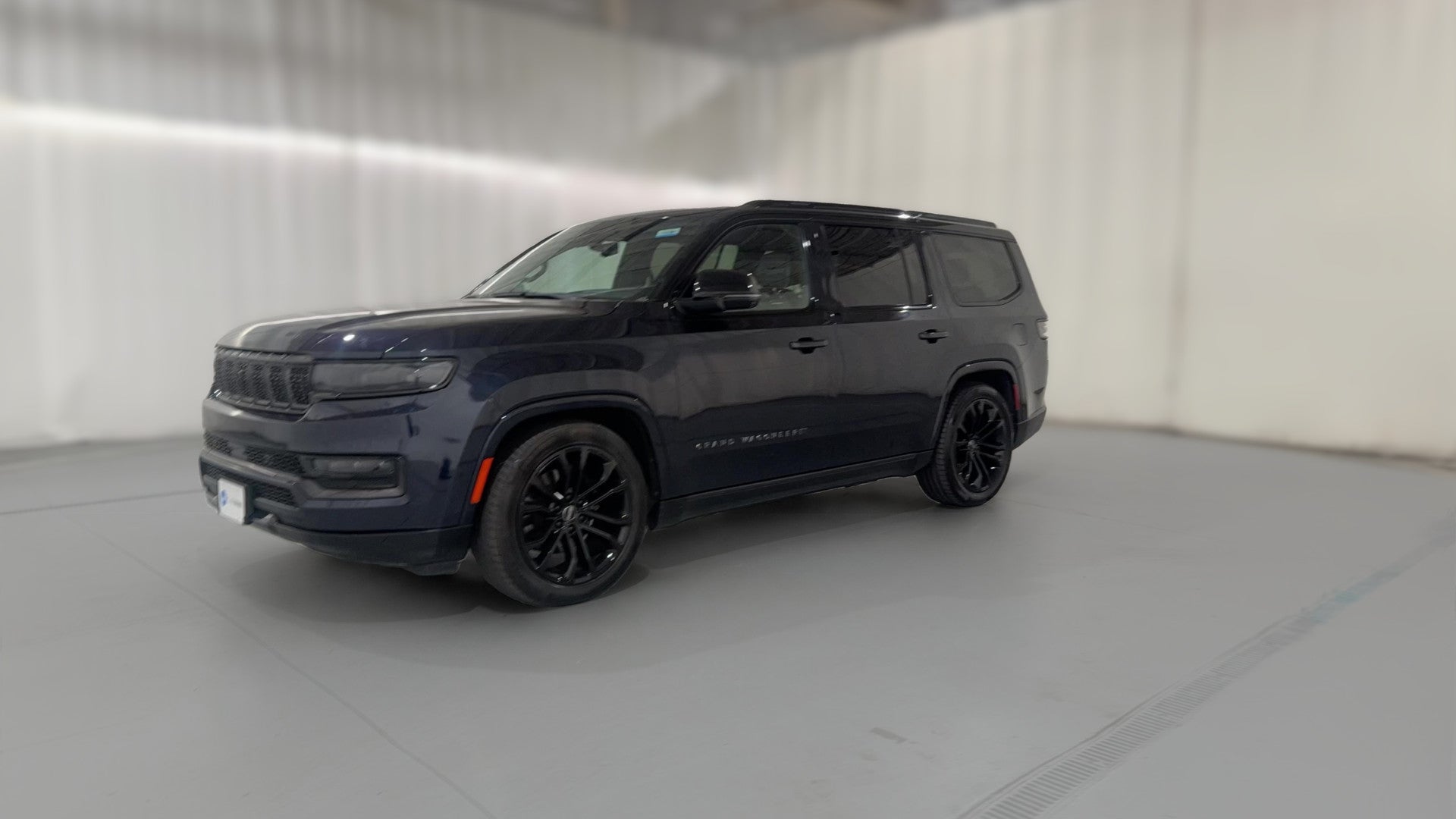 2024 Jeep Grand Wagoneer vehicle photo