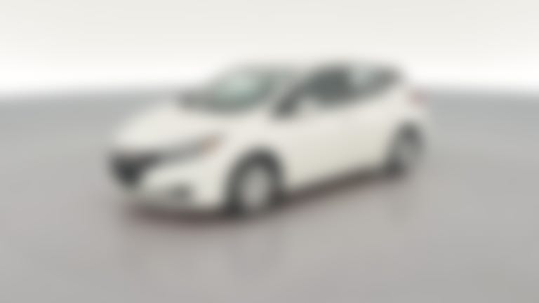 2025 Nissan LEAF vehicle photo