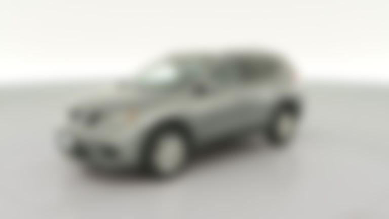 2015 Nissan Rogue vehicle photo
