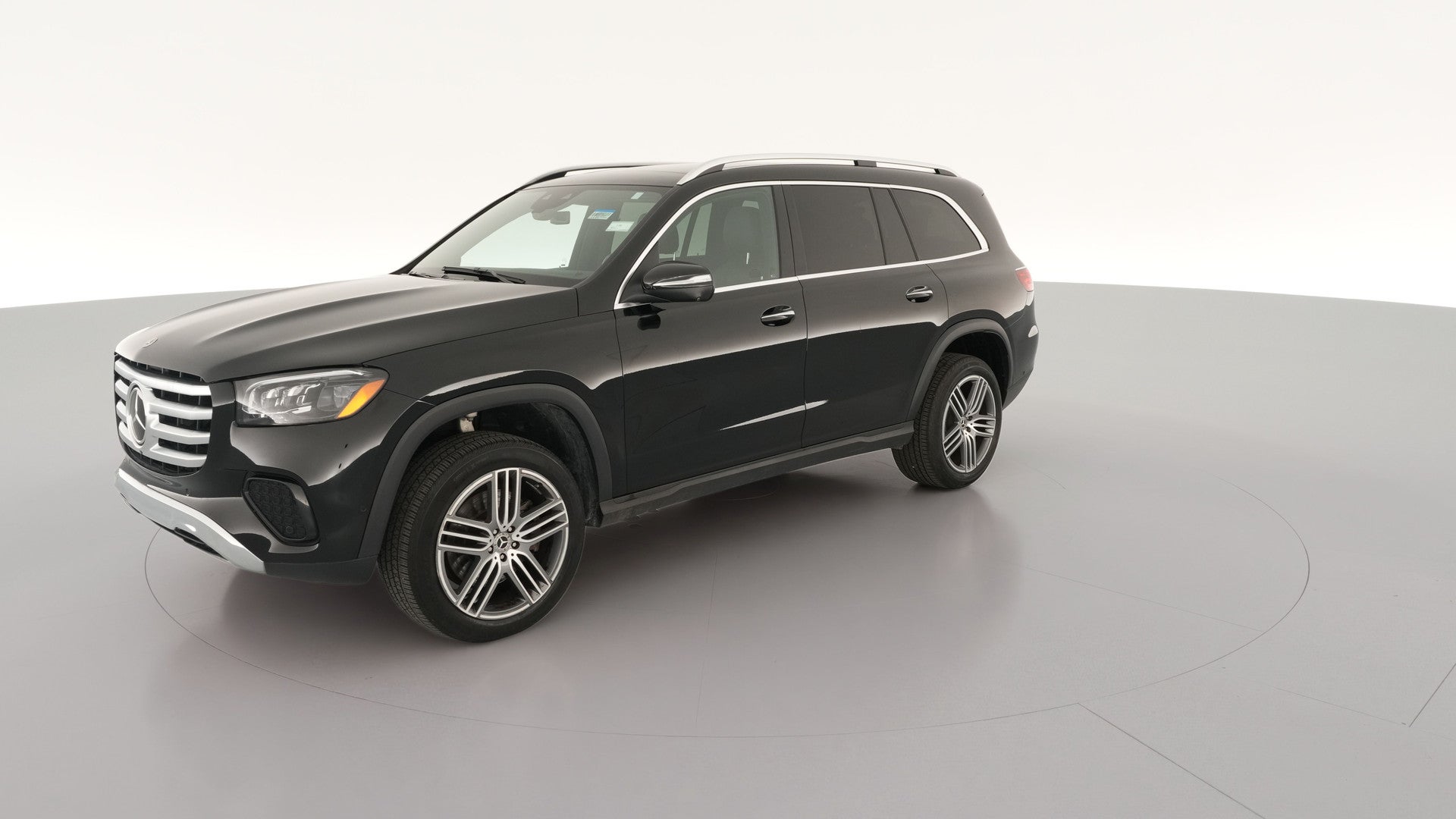2025 Mercedes-Benz GLS vehicle photo