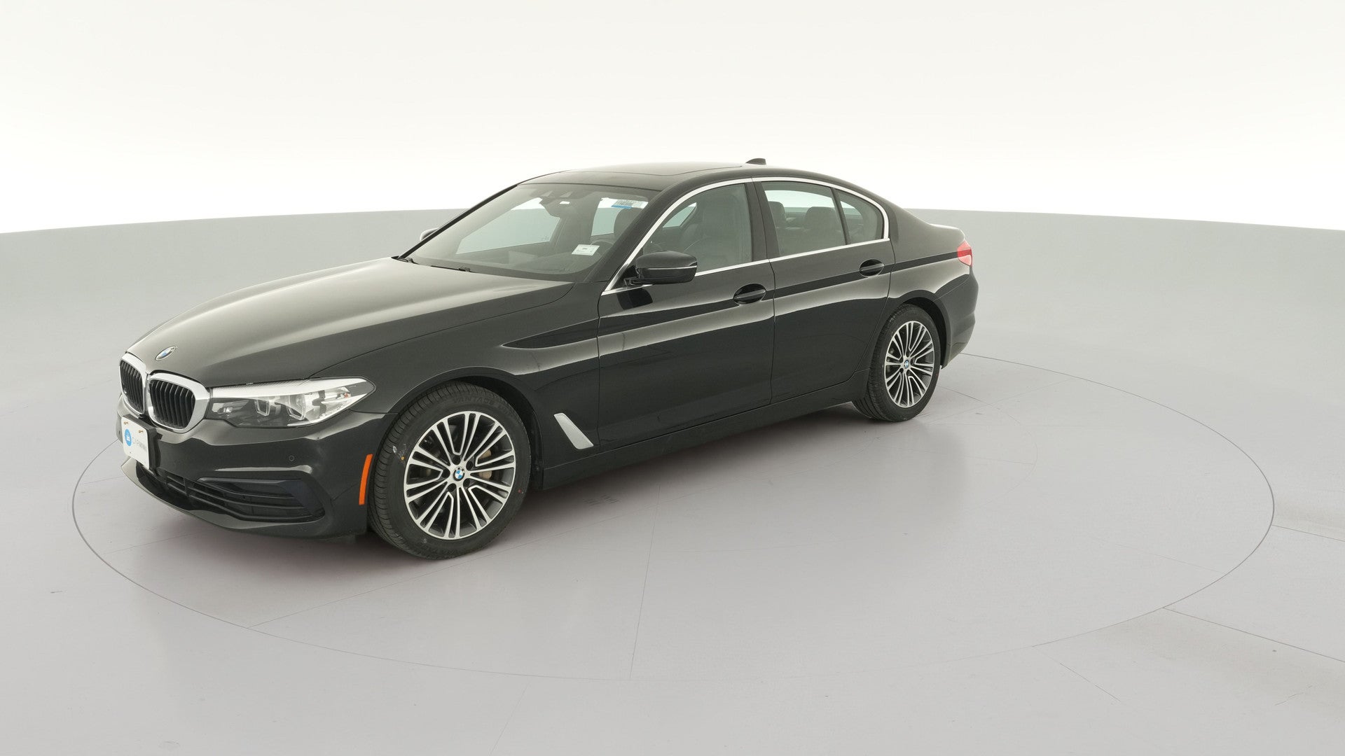 2019 BMW 5 Series vehicle photo