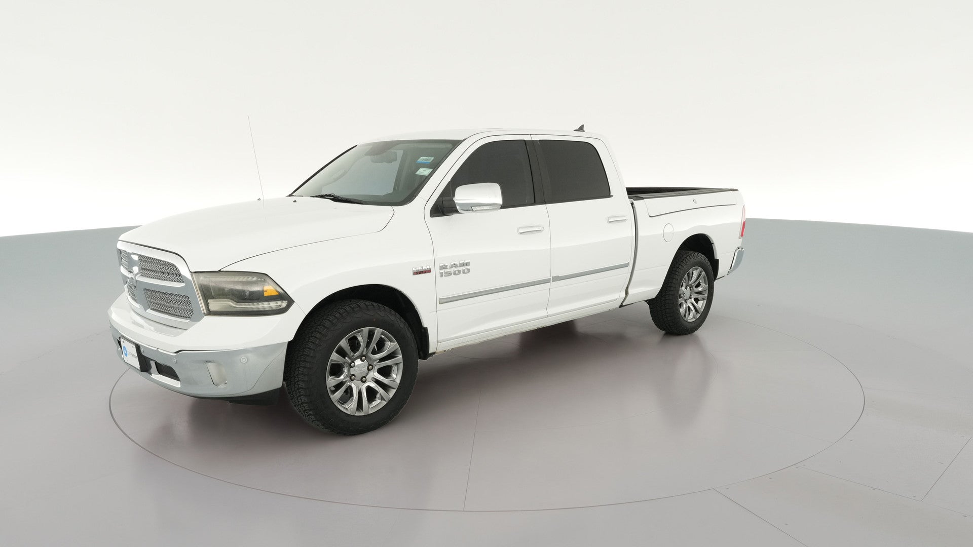 2014 Ram 1500 Crew Cab vehicle photo