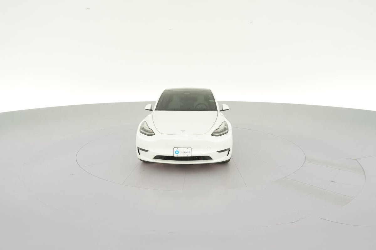 2022 Tesla Model Y Long Range All-Wheel Drive in Pearl White — 360° view 1
