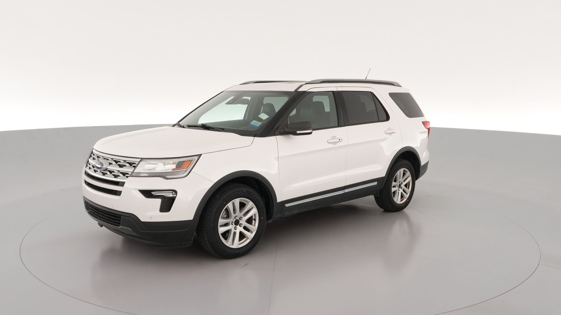 2019 Ford Explorer vehicle photo