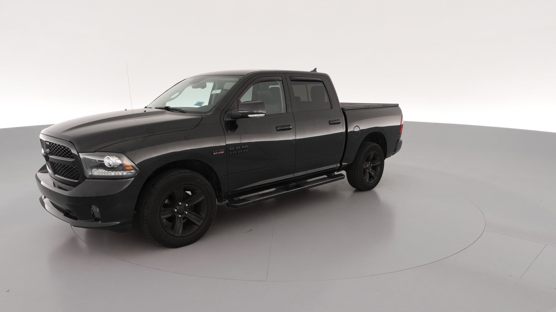 2018 Ram 1500 Crew Cab vehicle photo