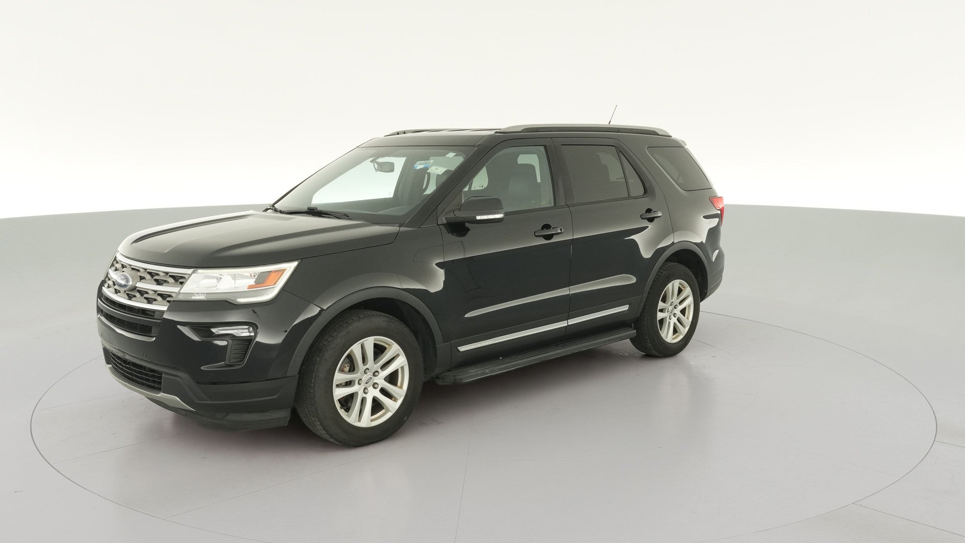 2018 Ford Explorer vehicle photo