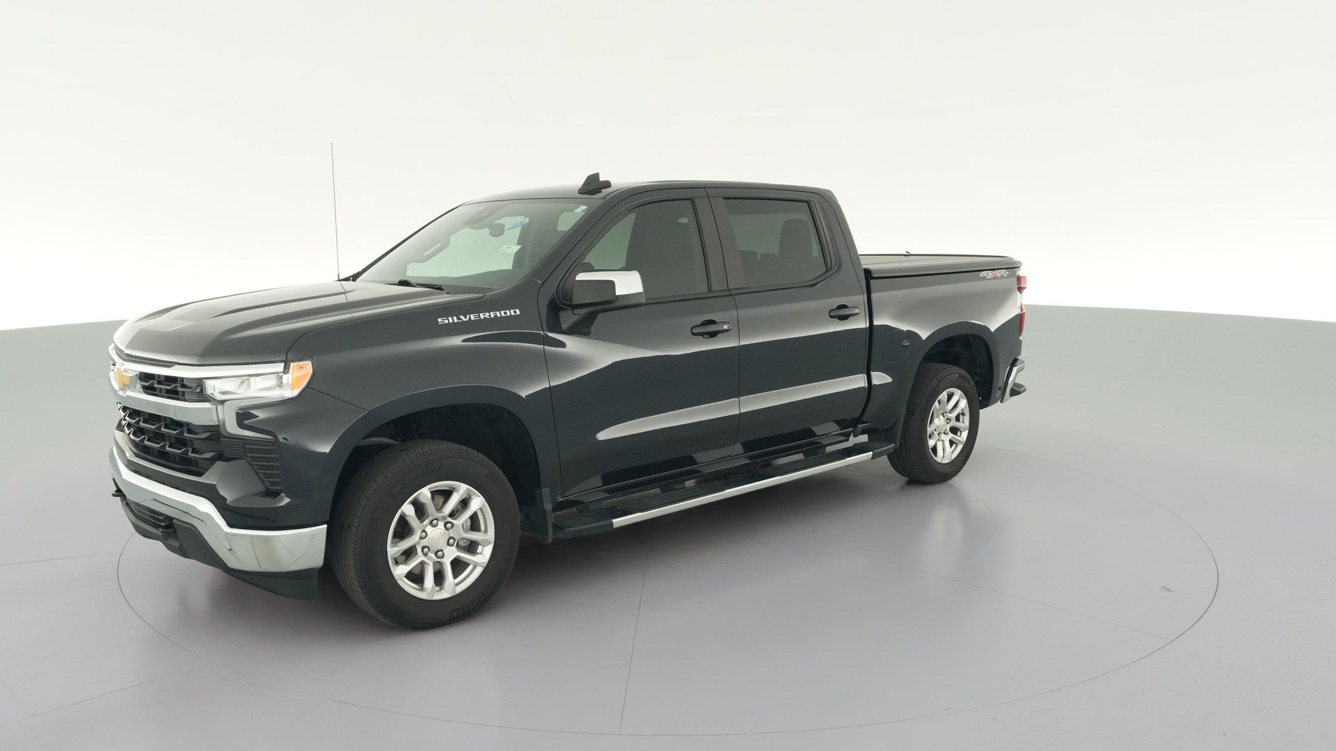 2023 Chevrolet Silverado 1500 Crew Cab vehicle photo